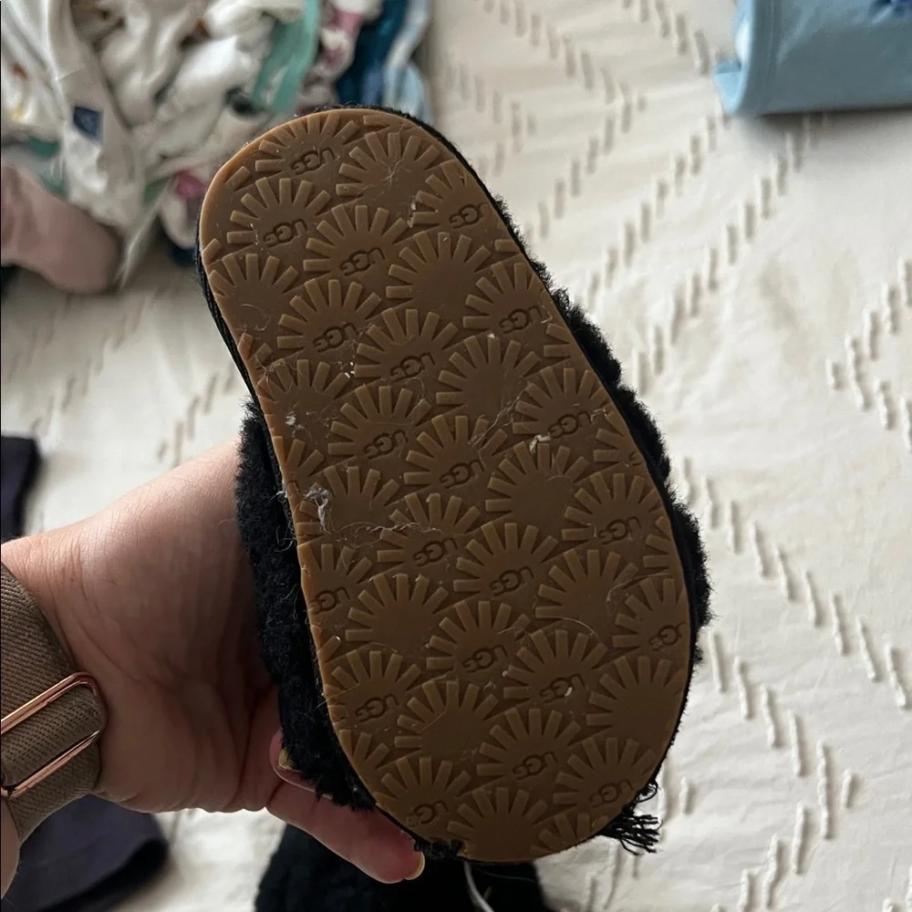 UGG Kids Black Fluffy Slippers
